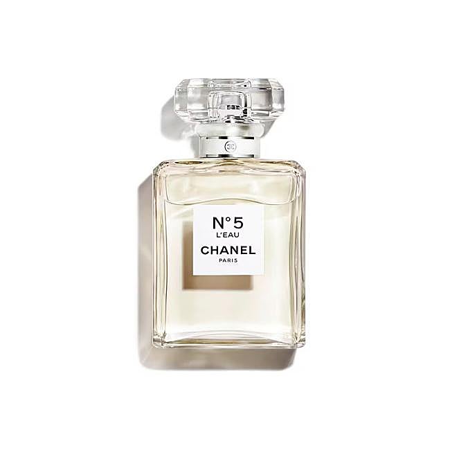 Perfume Nº5 L’Eau de Chanel.